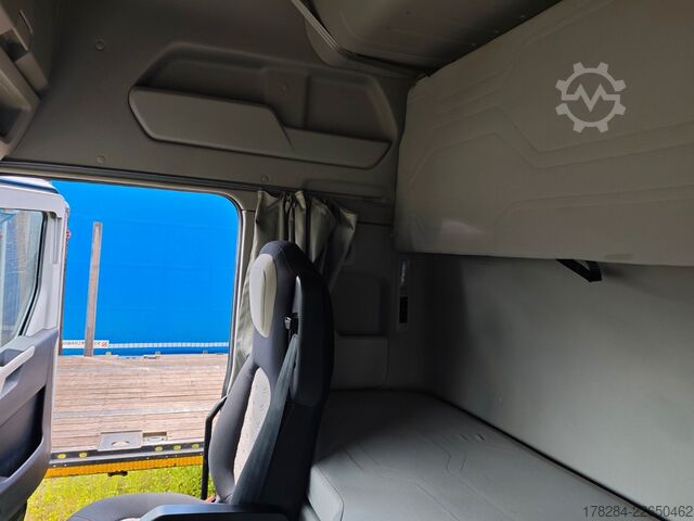 Standard SZM FORD F-MAX LUX LED, Intarder, Standklima, RDKS, Voll