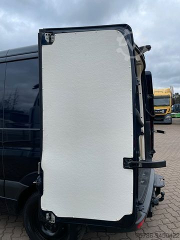 Refrigerator body van MERCEDES-BENZ Sprinter 313 CDI Frischdienst/Carrier /AC/Autom.