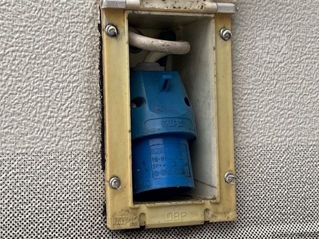 Alcove camper FIAT Ducato 280 TD Dethleffs Globetrotter A532 Solar