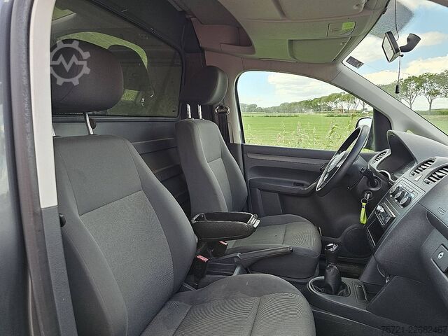 Koffer VW CADDY 1.6 Airco NAP Trekhaak !