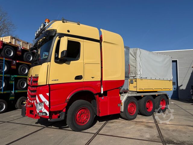 Heavy load Mercedes-Benz Actros 4163