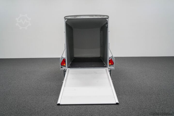 Box trailer Debon CHEVAL LIBERTE DEBON C255 V2 ALU 750 KG | SCHWARZ +SEITENTÜR
