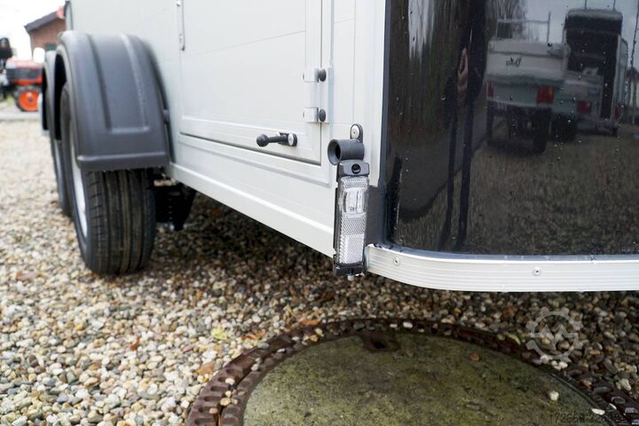 Box trailer Debon CHEVAL LIBERTE DEBON C500 ALU ROADSTER SCHWARZ +SEITENTÜR