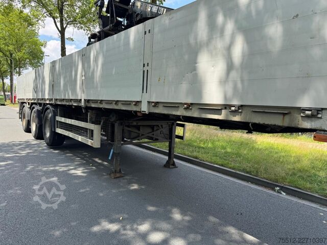 Ladepritsche Pacton Kennis / HIAB 130R JKB / NL Trailer