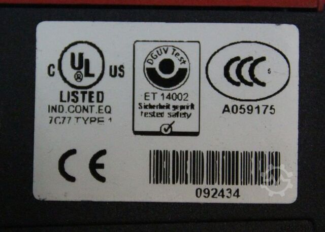 Safety switch Euchner GP1-2131A-M