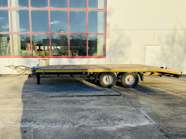 Low loader trailer Möslein TTS 11 Schwebheim  Tandemtieflader