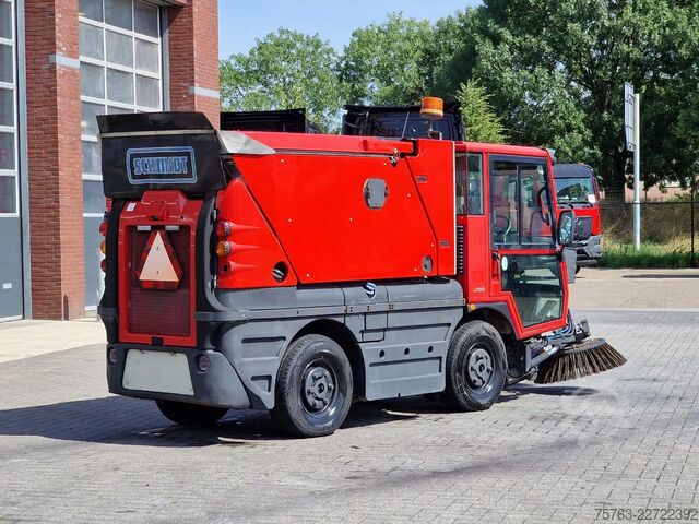 Kehrmaschine Schmidt Swingo 200 + - 4 wheel steering - Dutch Registr...