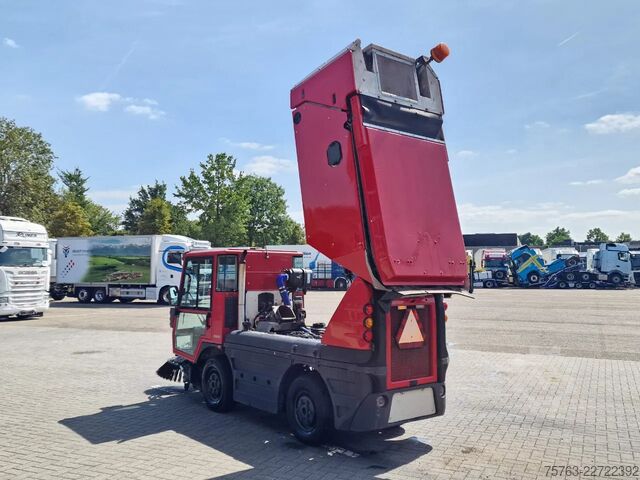 Kehrmaschine Schmidt Swingo 200 + - 4 wheel steering - Dutch Registr...