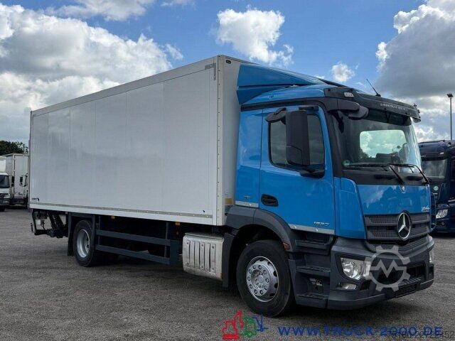 Box truck Mercedes-Benz Antos 1830 Isolierter Koffer 7.40m LBW 1.5t.