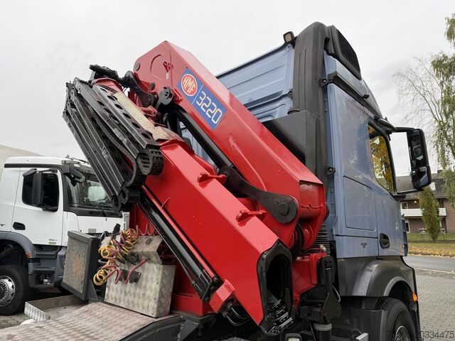 Heavy-duty truck Mercedes-Benz Actros 2548 LS 6X2 Kran HMF 3220 bis 16 Meter