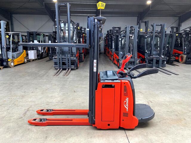 S+UVV 07/27 Initialhub Elektro 8.788 h Linde D 14AP