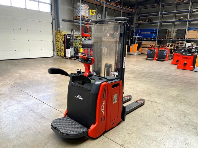 S+UVV 07/27 Initialhub Elektro 8.788 h Linde D 14AP