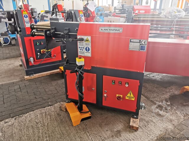 Sickenmaschine AKBEND AKM 250 motor.