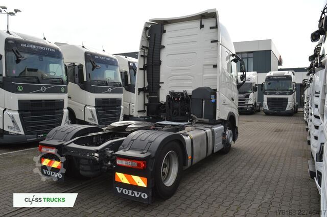 Standard tractor unit VOLVO FH 500 XL i-ParkCool ACC Side Skirts
