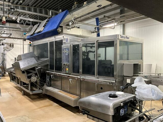 1998 Tetra pak TR/8 SLIM HH Aseptic filling machine Tetra Pak TR/8 SLIM HH