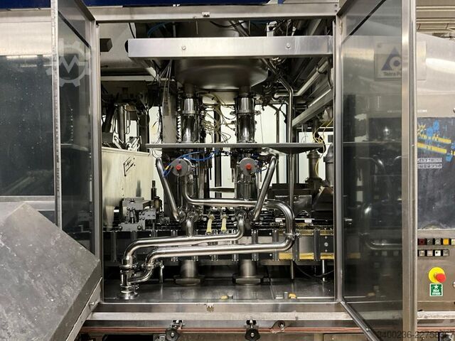 1998 Tetra pak TR/8 SLIM HH Aseptic filling machine Tetra Pak TR/8 SLIM HH
