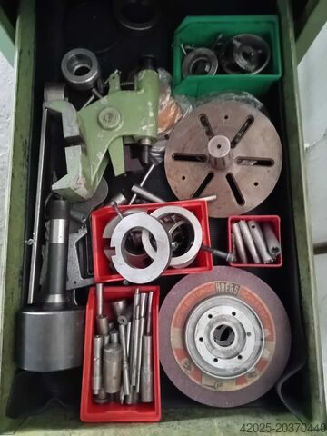 Rundschleifmaschine SCHAUDT Flansch