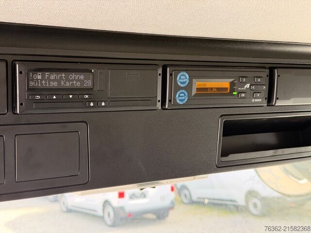 LKW mit Kofferaufbau MAN TGL 12.250 BL 4X2 Koffer+LBW*AHK*KLIMA*K