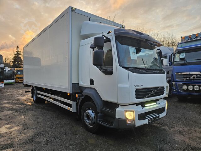 LKW mit Kofferaufbau Volvo FL 240 4x2 16tons Seitentüren Koff