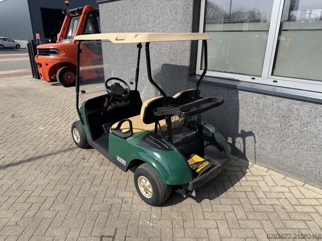 EZGO Golfcart Elektro 2-Sitzer Baujahr 2016 inkl. Ladegerät EZGO Golfcar Elektrisch 2 Zits 2016 Inc Lader