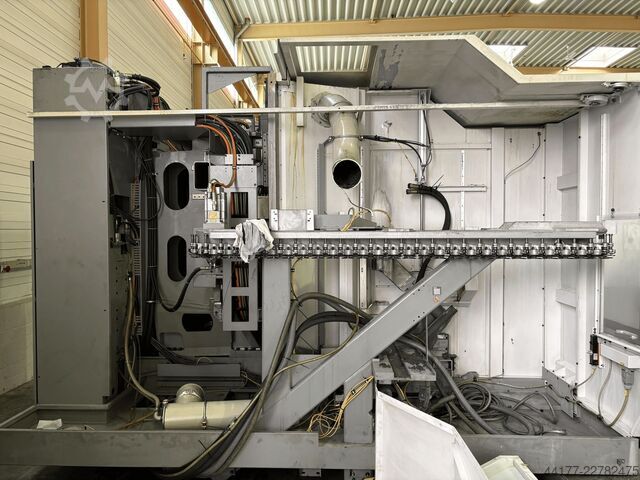 Universal machining center DMG MORI DMU 80 P duoBlock