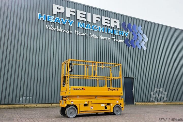 Scherenhebebühne Haulotte Compact 8 Electric, 8.2m Working Height, 350kg Cap