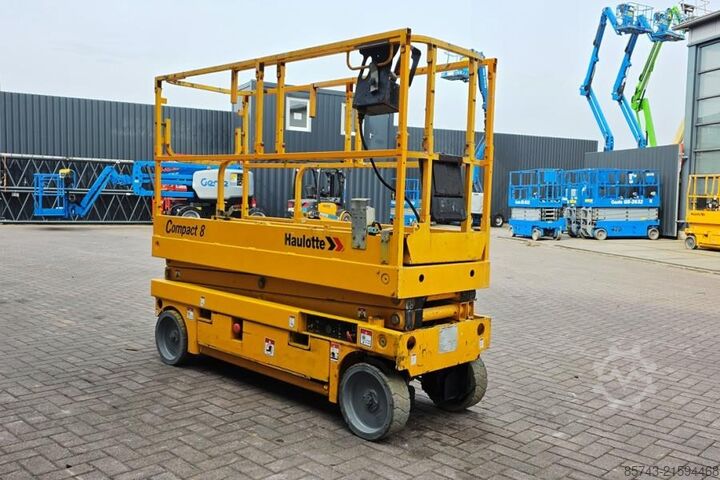 Scherenhebebühne Haulotte Compact 8 Electric, 8.2m Working Height, 350kg Cap
