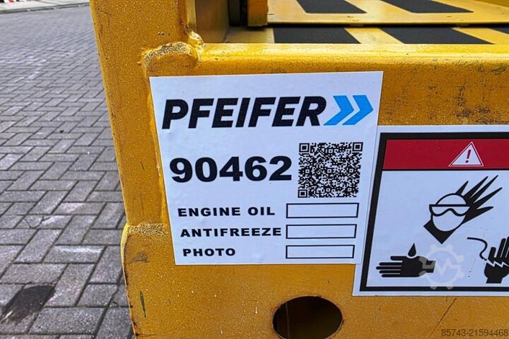 Scherenhebebühne Haulotte Compact 8 Electric, 8.2m Working Height, 350kg Cap