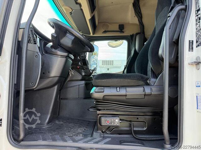 LKW mit Getränkeaufbau MERCEDES-BENZ ACTROS 2545 L Getränkekoffer 8,15 m LBW 2 T*LENK