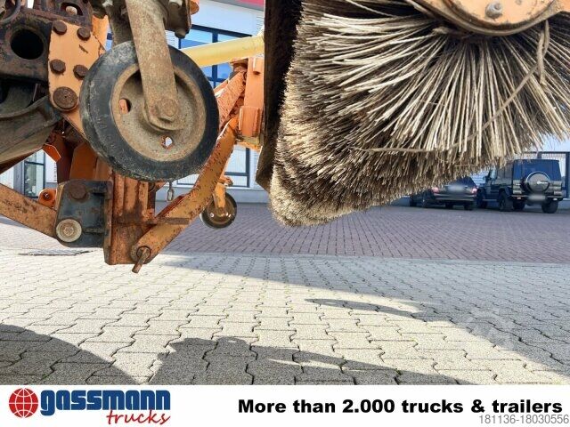 Sonderausbau-Transporter Unimog U84 406 4x4, Kommunalhydraulik, Zapfwelle vorn &