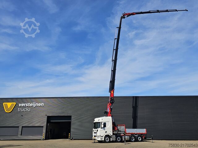 Standard-SZM Scania R590 V8 8x2 / HMF 9520 - JIB - WINCH / TRACTOR