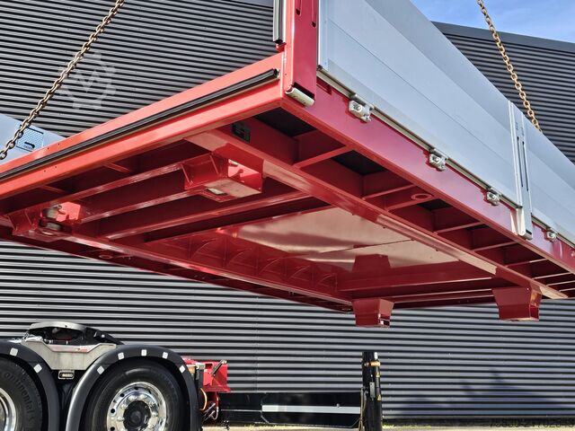 Standard-SZM Scania R590 V8 8x2 / HMF 9520 - JIB - WINCH / TRACTOR