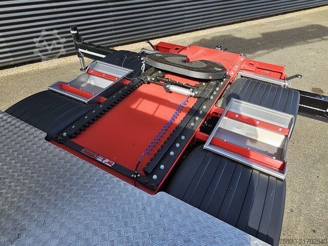 Standard-SZM Scania R590 V8 8x2 / HMF 9520 - JIB - WINCH / TRACTOR