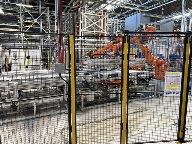 Door Foaming Carousel KraussMaffei 