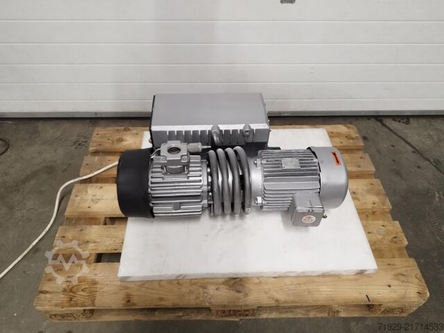 Busch RA 0100 E Vacuum Pump Busch R5 RA 0100 E