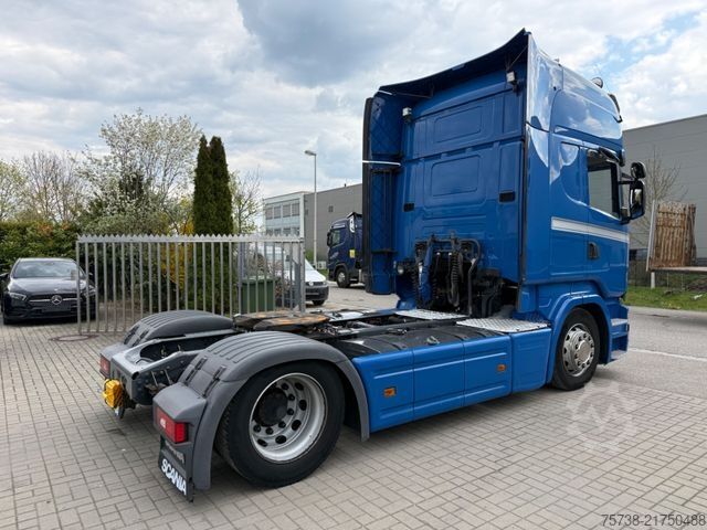 Volume tractor unit SCANIA R450 Lowliner/Topline/Retarder/2xLiegen/Xenon