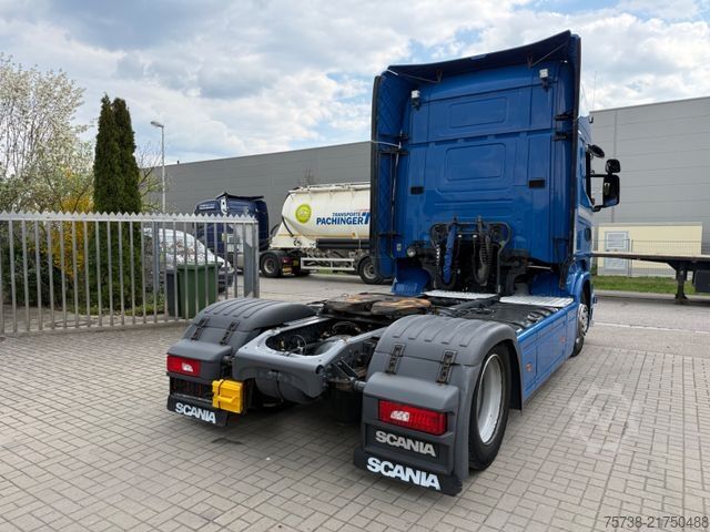 Volume tractor unit SCANIA R450 Lowliner/Topline/Retarder/2xLiegen/Xenon