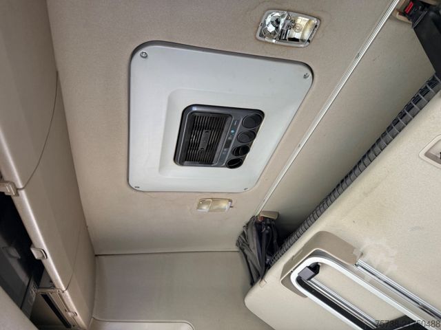 Volume tractor unit SCANIA R450 Lowliner/Topline/Retarder/2xLiegen/Xenon