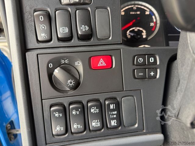 Volume tractor unit SCANIA R450 Lowliner/Topline/Retarder/2xLiegen/Xenon