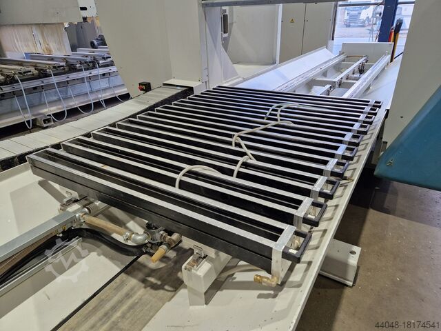 Bearbeitungszentrum MAKA PM 270 R