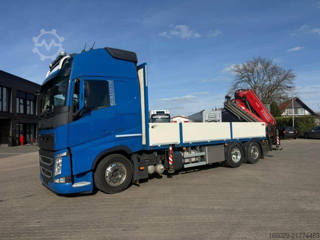 Flatbed truck VOLVO FH 500 6x2 Container Pritsche Fassi F455 Kran