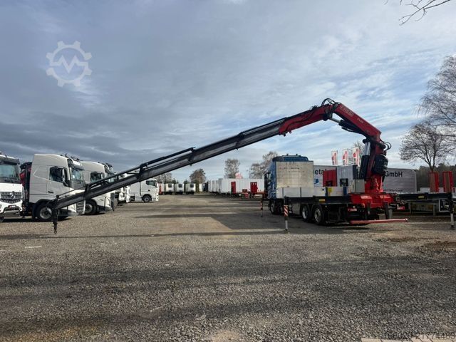 Flatbed truck VOLVO FH 500 6x2 Container Pritsche Fassi F455 Kran