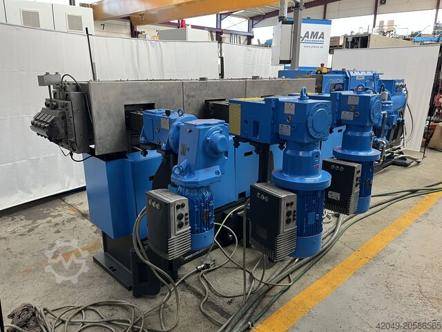 Compounder/Twin-screw extruder Coperion - Werner & Pfleiderer ZSK 50 MCC+