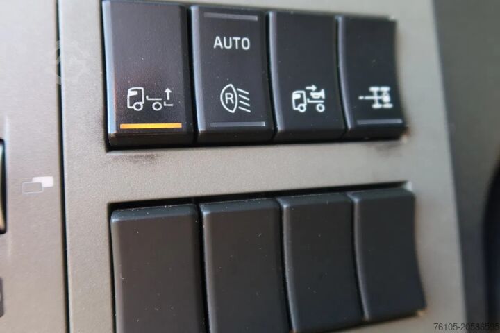 Koffer Volvo FM 420 6x2 Bak + Dhollandia klep 1500 kg + Aanh...