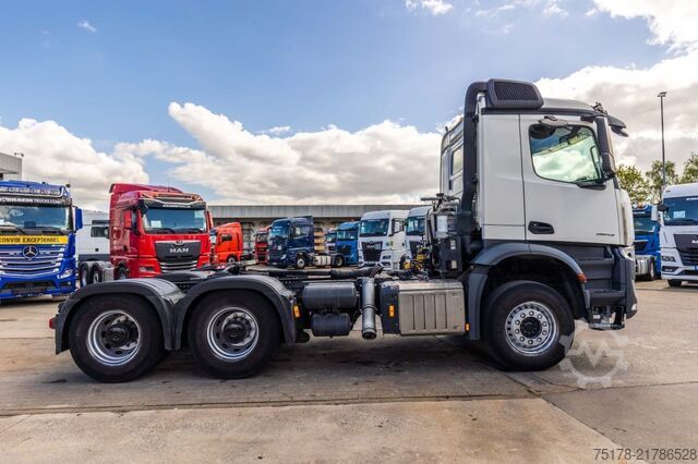 Standard tractor Mercedes-Benz AROCS 2643 LS+KIPHYDR.
