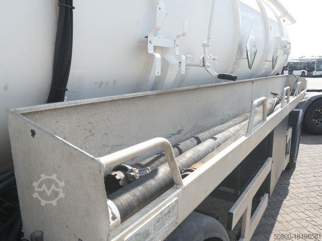 Tanker trailer Tollense, Schmidt Saugaufbau für Schlamm, 14m³