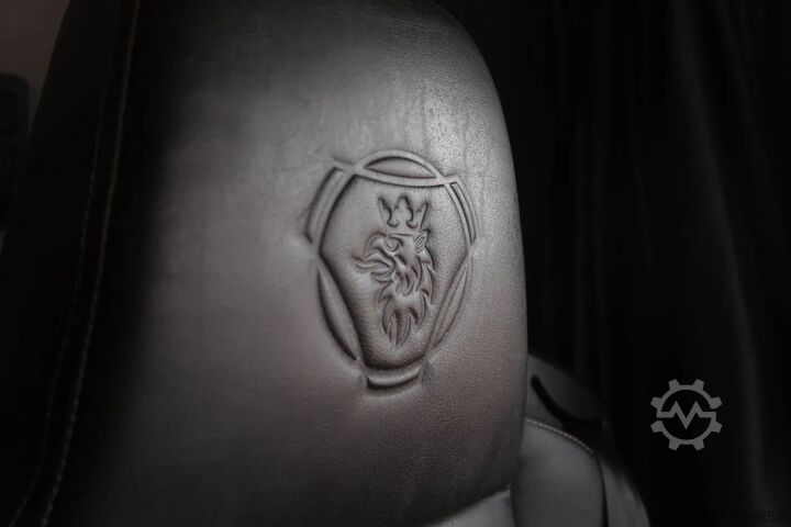 Standard-SZM Scania P500 6x2/ FULL AIR/ HYDRAULIC/ LEATHER/ 2.950 W...