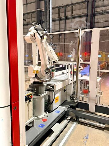 Industrial robot cell Fanuc M-20iA 35m Cell