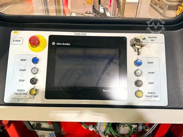 Industrial robot cell Fanuc M-20iA 35m Cell