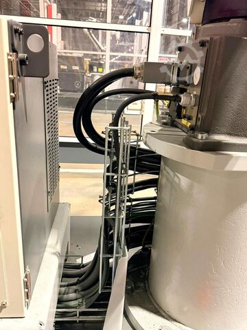 Industrial robot cell Fanuc M-20iA 35m Cell